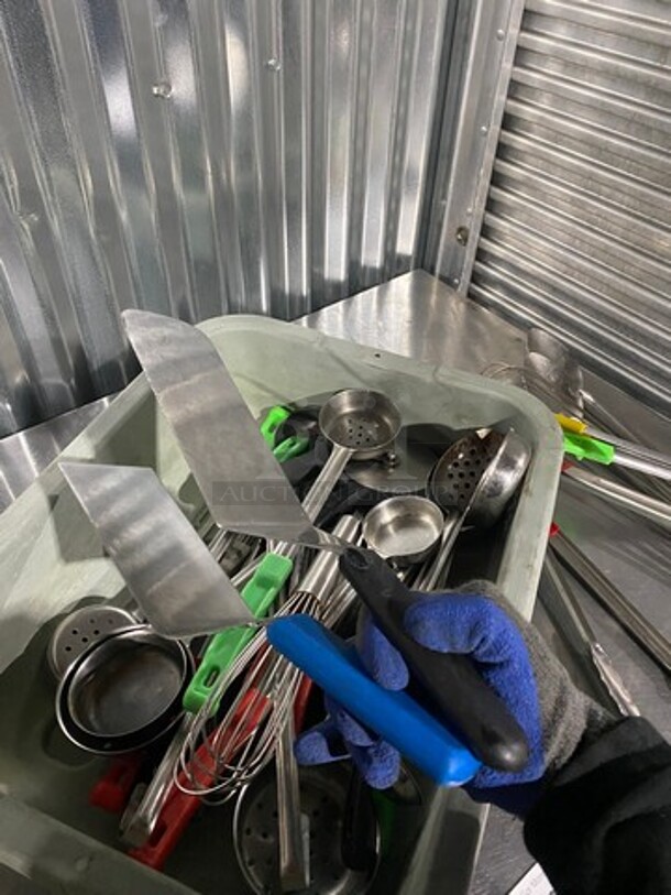 ALL ONE MONEY! Assorted Kitchen Utensils! Whisks, Spatulas, Tongs, & Much More! - Image 4 of 6