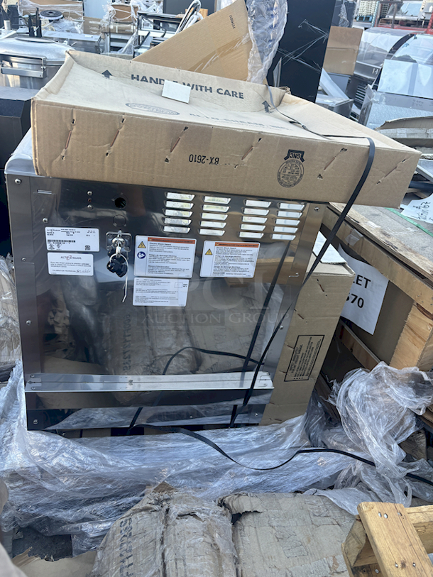 BRAND NEW SCRATCH & DENT! Alto-Shaam 750-SK DX 120V/1 Cook and Hold Smoker Oven with Deluxe Controls - 120V, 2000W	S/N:3489816—1 - Image 4 of 5