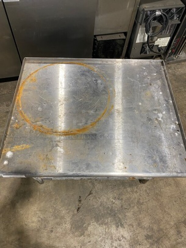 All Stainless Steel Commercial table With Under Shelf! - Image 5 of 7