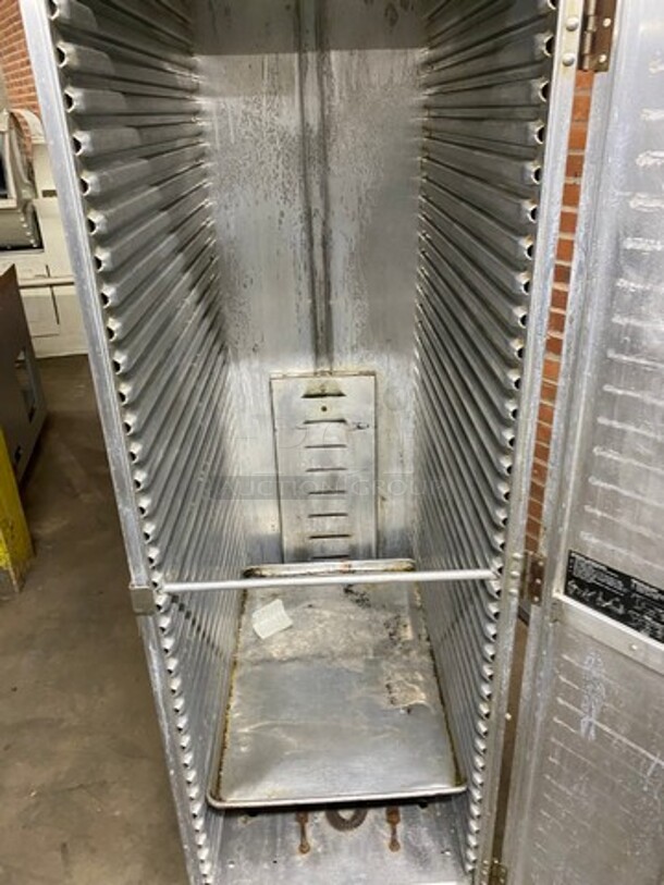 Cres Cor Commercial Warmer/ Proofer Cabinet! Holds Full Size Trays! All Stainless Steel! - Image 6 of 12