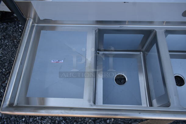 BRAND NEW SCRATCH AND DENT! Regency 600S31620218 Stainless Steel Commercial 3 Bay Sink w/ Dual Drain Boards. No Legs. Bays 16x20. Drain Boards 16.5x22 - Image 2 of 5