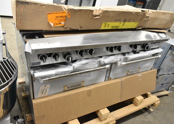 BRAND NEW SCRATCH AND DENT! Garland G60-10RR Stainless Steel Commercial Natural Gas 10 Burner 60" Range with Two Standard Ovens. 406,000 BTU.  - Image 2 of 5