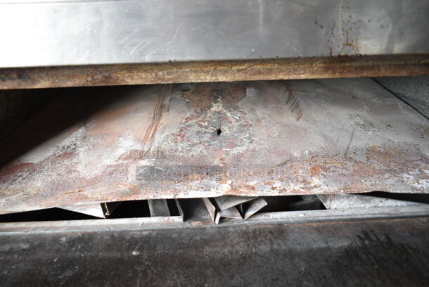 2 Bakers Pride 251 Stainless Steel Commercial Natural Gas Powered Single Deck Pizza Oven w/ Cooking Stones and Metal Legs. 60,000 BTU. 2 Times Your Bid!  - Image 6 of 11