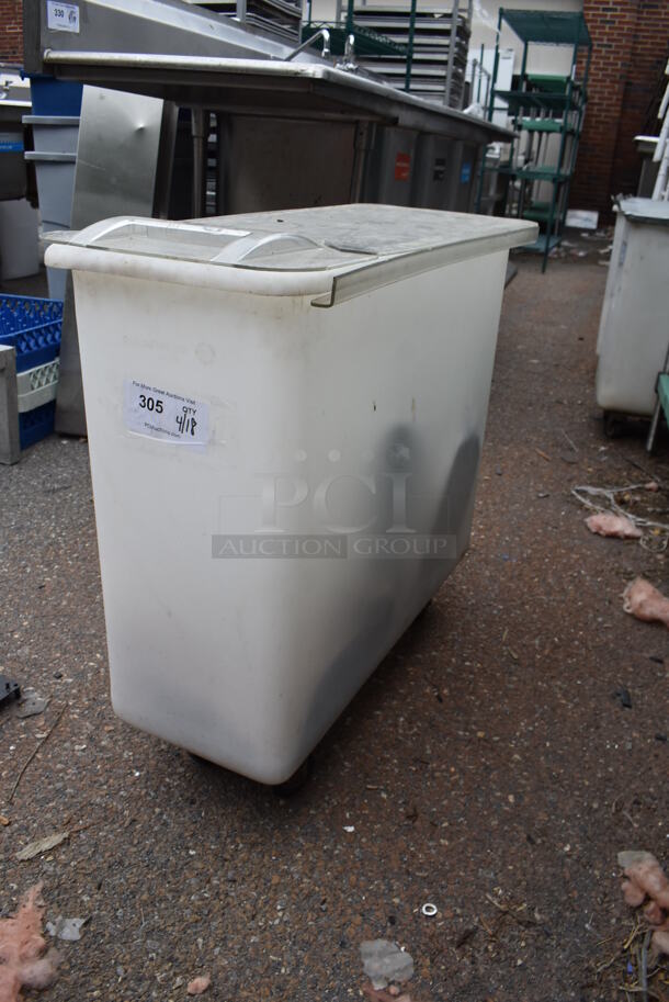 White Poly Ingredient Bin w/ Clear Lid on Commercial Casters. - Image 3 of 5