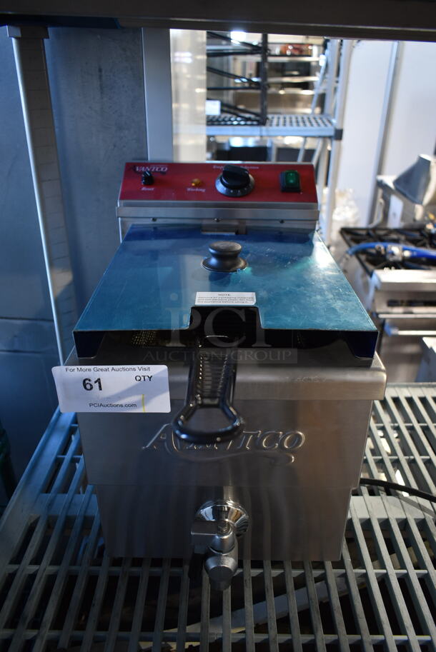 BRAND NEW SCRATCH AND DENT! 2023 Avantco 177F200 Stainless Steel Commercial 15 lb. Medium-Duty Electric Countertop Fryer w/ Metal Fry Basket and Lid. 208/240 Volts, 1 Phase.  - Image 2 of 6