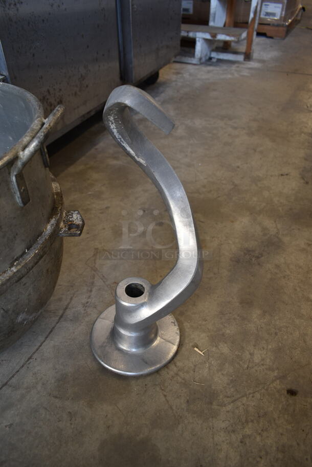 Hobart H600 Metal Commercial 60 Quart Mixing Bowl and Hobart 60DI 60 Quart Dough Hook Attachment. - Image 3 of 6