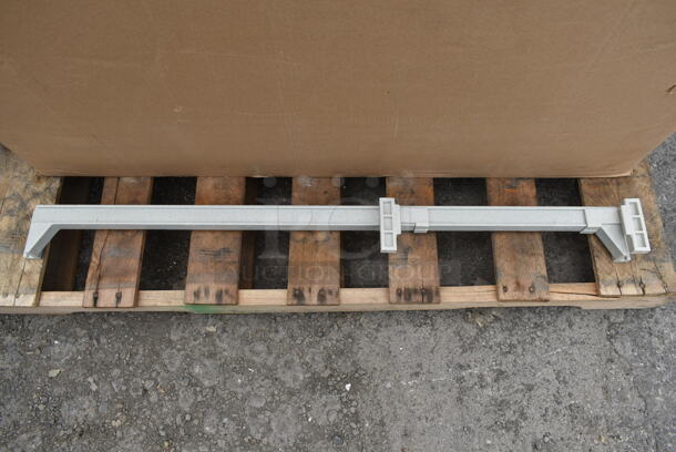 ALL ONE MONEY! Lot of BRAND NEW Cambro Gray Poly Shelf Support Rods - Image 3 of 4