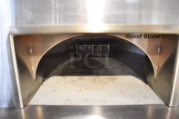 LIKE NEW! Wood Stone WS-MH-4 Stainless Steel Commercial Floor Style Wood and Gas Fired Il Forno Single Deck Pizza Oven. 54x60x75 - Image 5 of 12