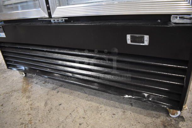 Dukers DSM-41R Metal Commercial 2 Door Reach In Cooler Merchandiser w/ Poly Coated Racks on Commercial Casters. 115 Volts, 1 Phase. Tested and Working! - Image 8 of 10