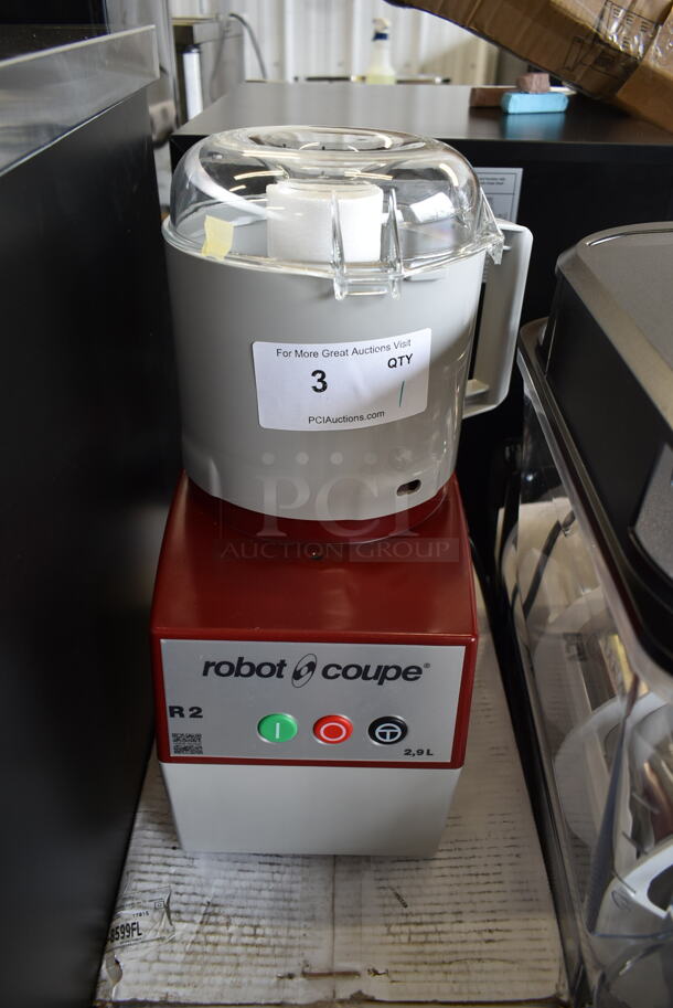 BRAND NEW SCRATCH AND DENT! Robot Coupe R2B Metal Commercial Countertop Food Processor w/ Bowl, S Blade and Lid. 120 Volts, 1 Phase. Tested and Working! - Image 3 of 8