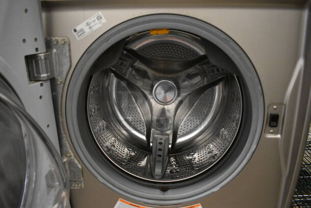 Kenmore Model 41028900 Front Load Washer. 120 Volts, 1 Phase. 27x30x53.5 - Image 4 of 6