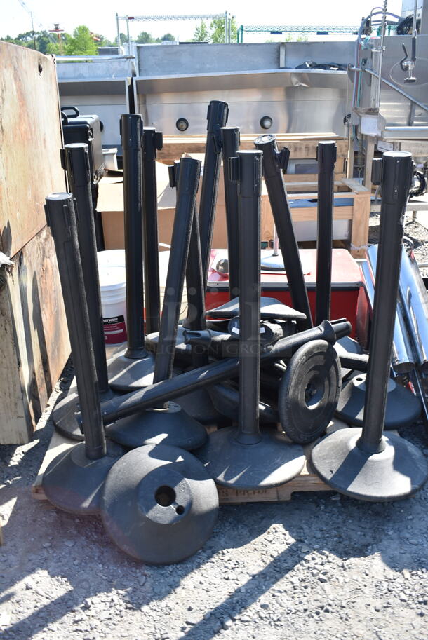 18 US Weight Black Stanchions. 18 Times Your Bid! - Image 2 of 4