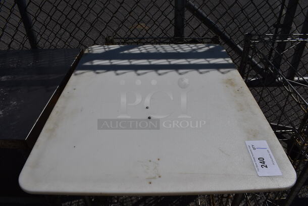 Metal Pan Transport Rack on Commercial Casters. 32.5x23x36.5 - Image 4 of 4