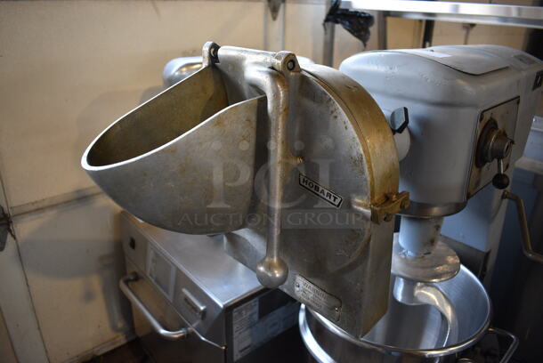Hobart D 300 Metal Commercial Countertop 30 Quart Planetary Dough Mixer w/ Stainless Steel Mixing Bowl and Pelican Head. 115 Volts, 1 Phase. 21x38x47. Tested and Working! - Image 4 of 8