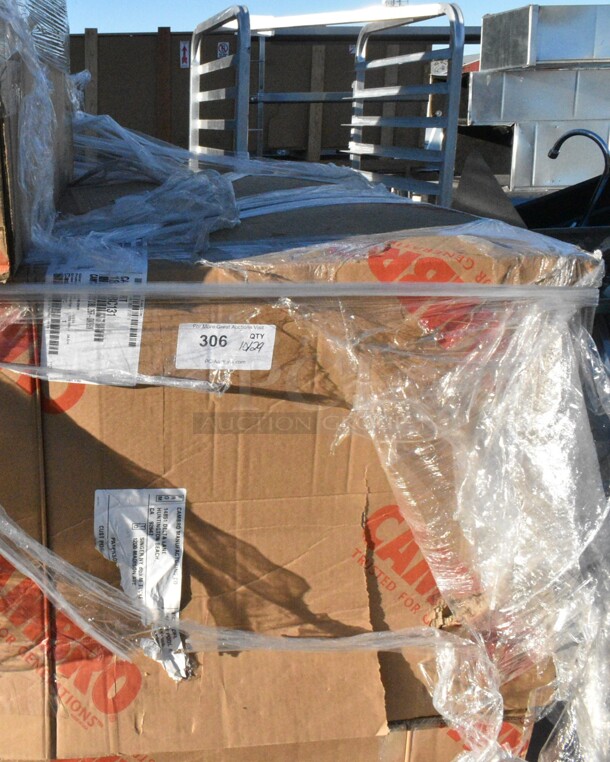 BRAND NEW! Cambro 1826DBC131 Camcart® Dark Brown Double Compartment Food Storage Box Carrier - Image 2 of 3