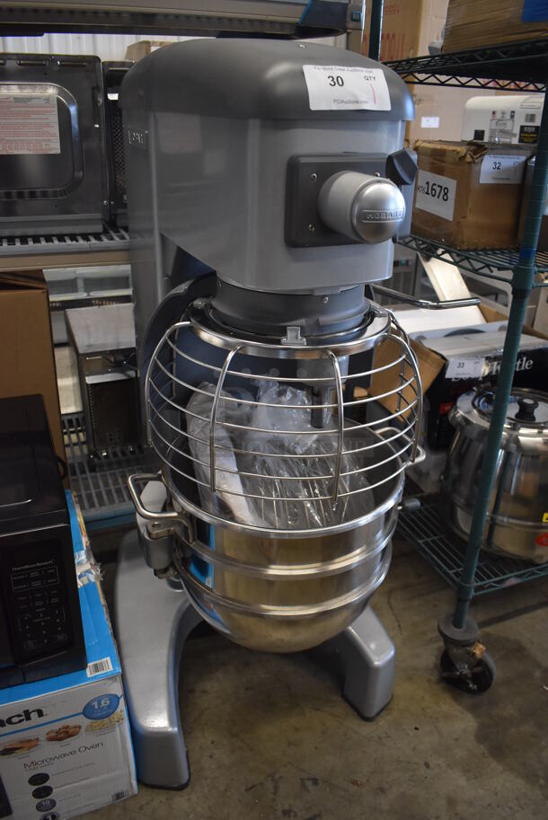 BRAND NEW SCRATCH AND DENT! Hobart Legacy HL300 Metal Commercial Floor Style 30 Quart Planetary Dough Mixer w/ Stainless Steel Mixing Bowl, Bowl Guard, Whisk, Paddle and Dough Hook Attachments. Consignor Has Stated That This Unit Has Transmission Issues. 100-120 Volts, 1 Phase. 23x30x50 - Image 4 of 11