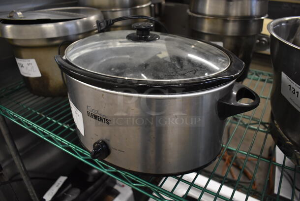 Kitchen Elements Metal Countertop Slow Cooker. Interior Bin is Broken. 16x11x10. Tested and Working! - Image 2 of 4