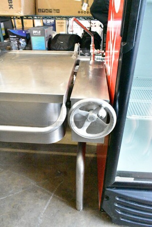 Stainless Steel Commercial Floor Style Electric Powered Braising Tilting Pan. 208-240 Volts, 3 Phase.  - Image 2 of 9