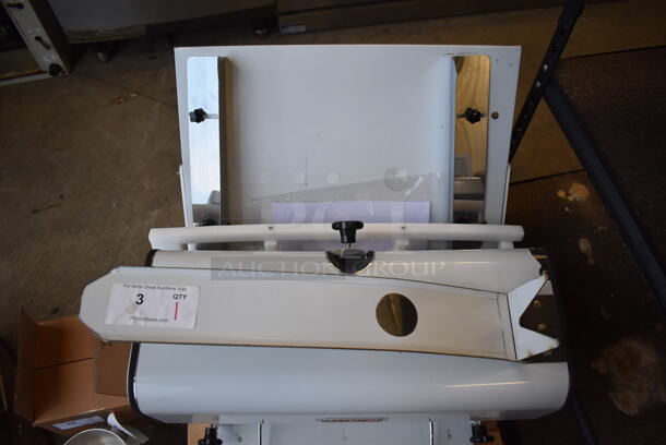 BRAND NEW SCRATCH AND DENT! Estella 348BSLICE58 Metal Commercial Countertop 5/8" Thickness Bread Slicer. 110 Volts, 1 Phase. 25x25x28. Tested and Working! - Image 4 of 10