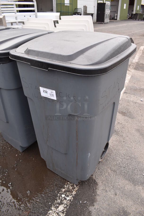 Carlisle 345050 Poly Trash Can. 23x28x39 - Image 2 of 4