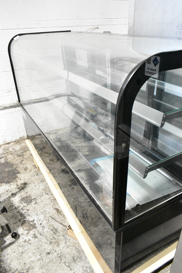 BRAND NEW SCRATCH AND DENT! Avantco 193BC72HCB 72" Curved Glass Black Refrigerated Bakery Display Case. 115 Volts, 1 Phase.  - Image 3 of 6