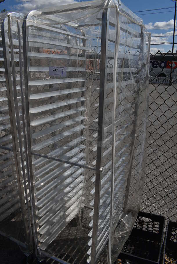 Metal Commercial Pan Transport Rack w/ Clear Cover on Commercial Casters. 18.5x26x69.5 - Image 3 of 3