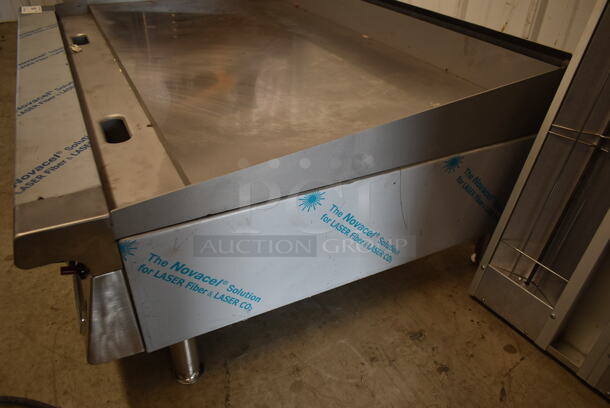 BRAND NEW SCRATCH AND DENT! LATE MODEL! Garland 372GT48GT48N Stainless Steel Commercial Countertop Gas Powered Chrome Top Flat Top Griddle w/ Regency Gas Connection Kit. - Image 9 of 11