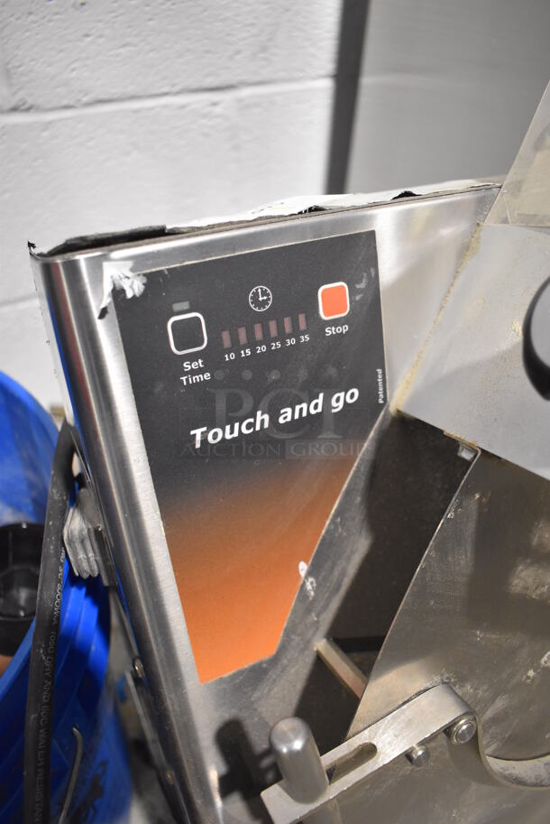 Prismafood DSA 310 TG Stainless Steel Commercial Countertop Touch and Go Pizza Dough Roller. 110 Volts, 1 Phase. 18x15x25. Tested and Working! - Image 4 of 7