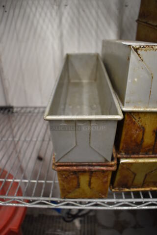 16 Metal Single Loaf Baking Pans. 4.5x16.5x4. 16 Times Your Bid!
