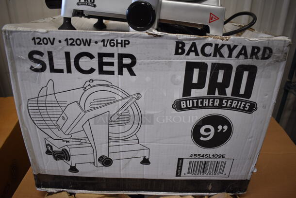 LIKE NEW! IN ORIGINAL BOX! Backyard Pro 554SL109E Stainless Steel Commercial Countertop Butcher Series 9" Manual Gravity Feed Meat Slicer w/ Sharpening Blade. 120 Volts, 1 Phase. 18x16x15. Tested and Working! - Image 5 of 6