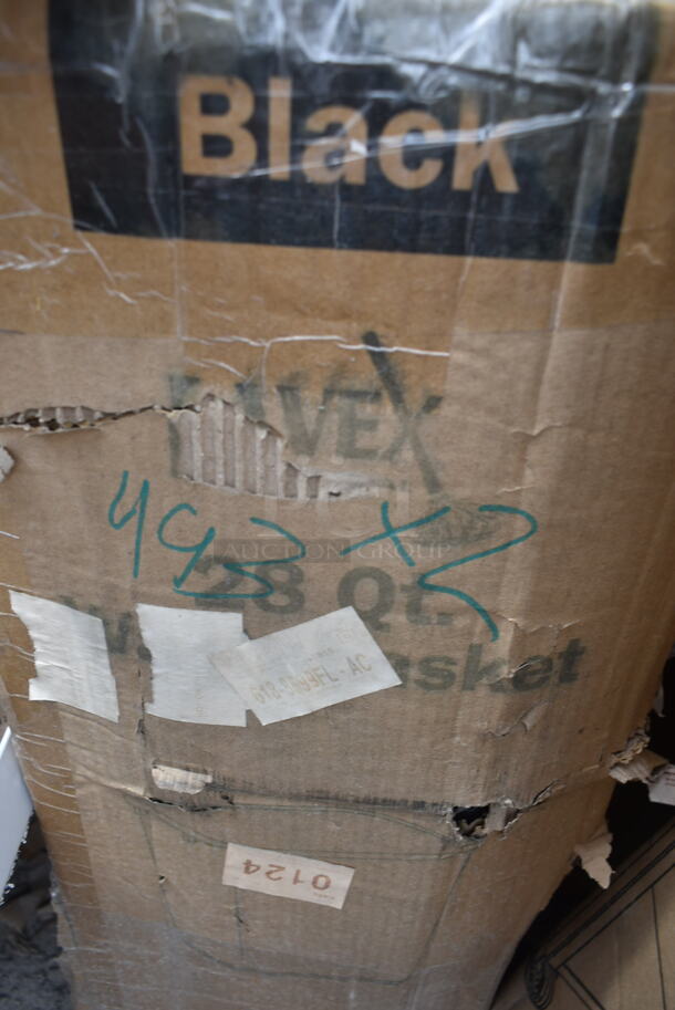 2 Boxes of 10 BRAND NEW SCRATCH AND DENT! Lavex 475WC28BK Janitorial 28 Qt. / 7 Gallon Black Rectangular Wastebasket. 2 Times Your Bid! - Image 3 of 4