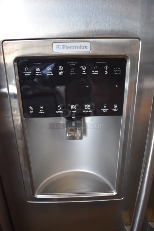 BRAND NEW SCRATCH AND DENT! 2013 Electrolux EI23CS35KS2 Stainless Steel Commercial French Style Cooler Freezer Combo Unit w/ Water and Ice Dispenser. 115 Volts, 1 Phase. 36x32x70. Tested and Working! - Image 3 of 8