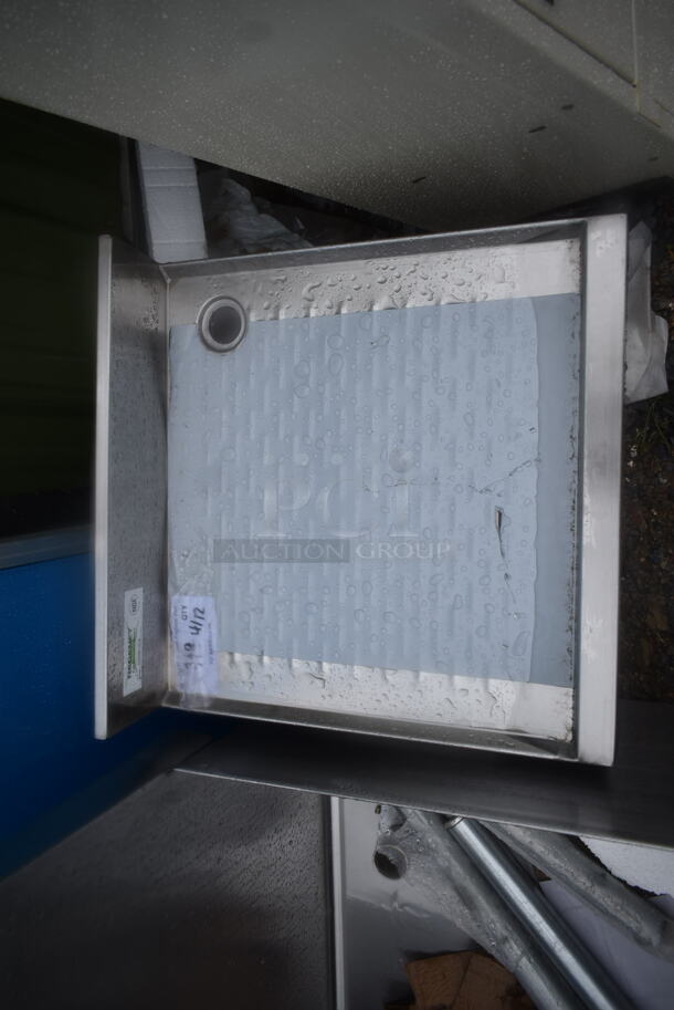 BRAND NEW SCRATCH AND DENT! Regency 600DBU1818 Stainless Steel Commercial Underbar Drainboard - 18" x 18". No Legs.  - Image 3 of 5