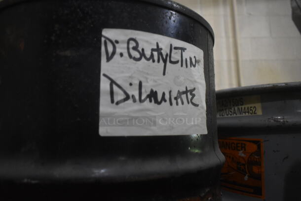 ALL ONE MONEY! PALLET LOT of Various Items Including Restoration Coating White Part A, Potassium Hydroxide, Liquid Rubber. BUYER MUST REMOVE. - Image 8 of 9