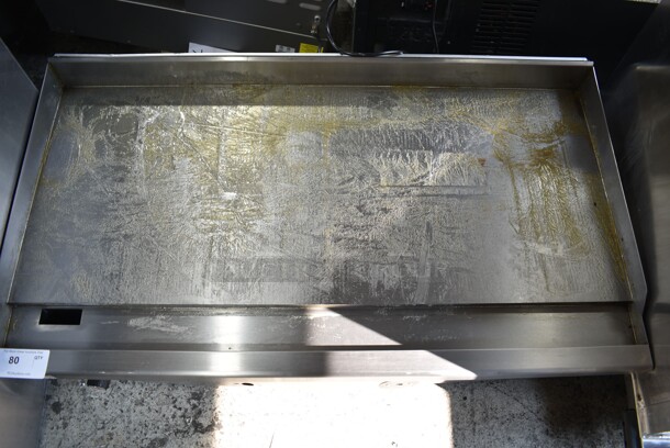 BRAND NEW SCRATCH AND DENT! Vulcan VCRG48-11 Stainless Steel Commercial Countertop Natural Gas 48" Countertop Griddle with Manual Controls. 100,000 BTU - Image 3 of 5