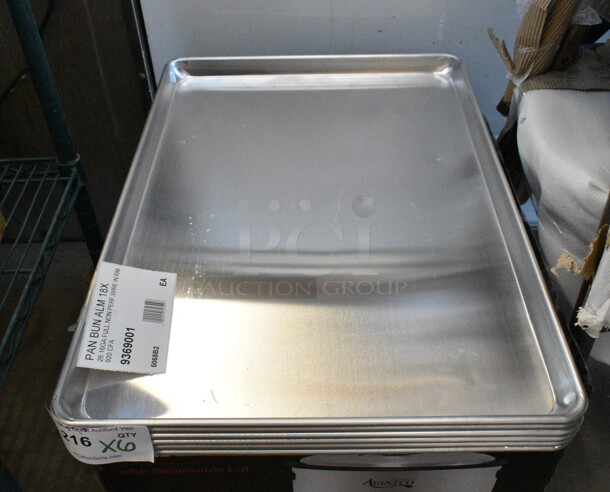 6 BRAND NEW SCRATCH AND DENT! Vollrath 9001 Wear-Ever Full Size 16 Gauge 18" x 26" Wire in Rim Aluminum Bun / Sheet Pan. 6 Times Your Bid!  - Image 2 of 5
