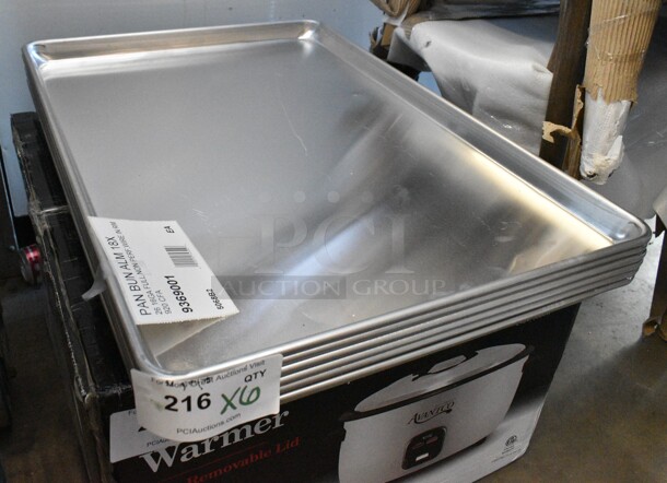 6 BRAND NEW SCRATCH AND DENT! Vollrath 9001 Wear-Ever Full Size 16 Gauge 18" x 26" Wire in Rim Aluminum Bun / Sheet Pan. 6 Times Your Bid!  - Image 4 of 5