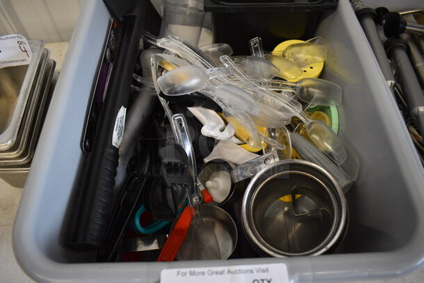 ALL ONE MONEY! Lot of Various Utensils Including Measuring Cups and Spoons in Gray Poly Bus Bin - Image 3 of 5