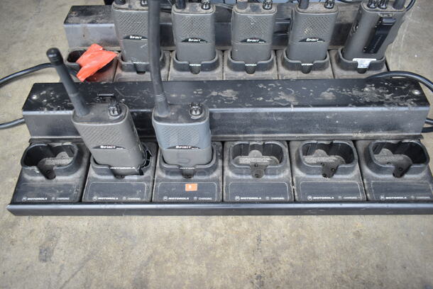 7 Motorola Spirit MV11C Walkie Talkies w/ 3 Motorola BCHTN9295 6 Port Charging Bases. 7 Times Your Bid! - Image 3 of 7
