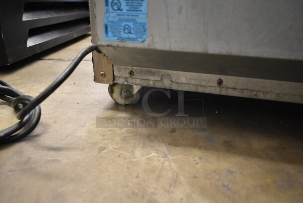 Omcan RS-CN-0250 Stainless Steel Commercial Open Grab N Go Merchandiser on Commercial Casters. 115 Volts, 1 Phase. Tested and Working! - Image 4 of 4