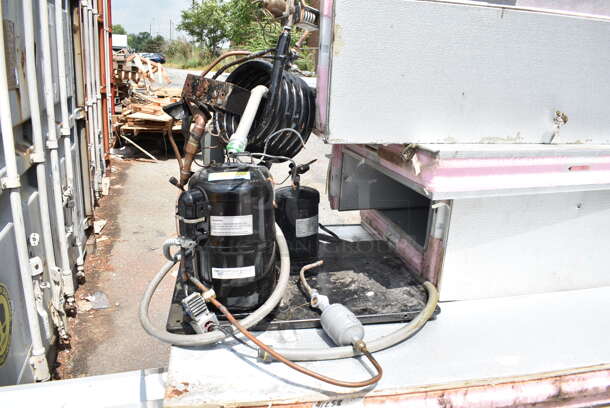 Mr Winter Walk In Box w/ Compressor and Cancoil Evaporator Fan. Picture of the Unit Before Removal Is Included In the Listing. - Image 9 of 12