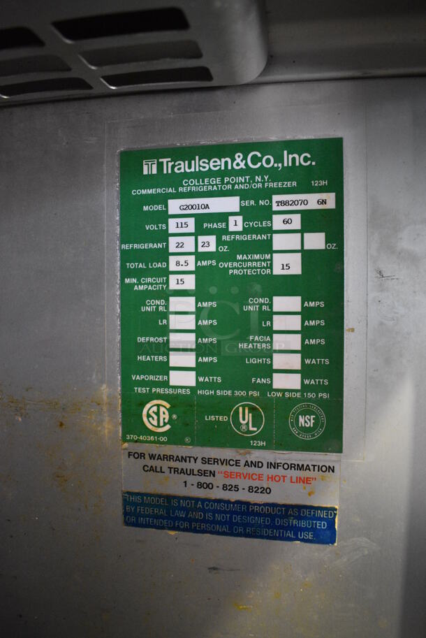 Traulsen Model G20010A Stainless Steel Commercial 2 Door Reach In Cooler w/ Metal Racks. 115 Volts, 1 Phase. 52.5x36x83. Tested and Working! - Image 4 of 5