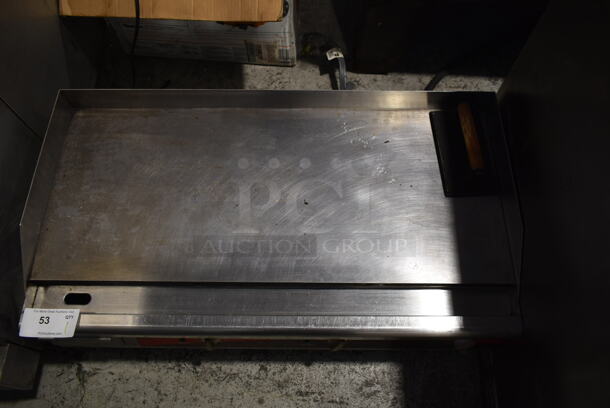 Avantco 177EG36N Stainless Steel Commercial Countertop Electric Powered Flat Top Griddle. 208/240 Volts.  - Image 3 of 6