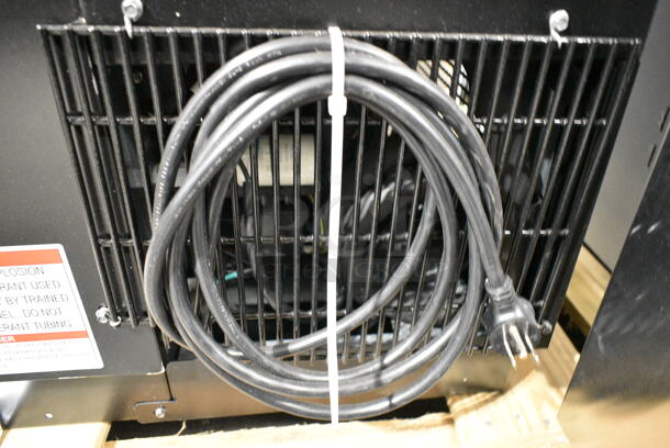 BRAND NEW SCRATCH AND DENT! 2024 True TBB-2G-HC-LD Metal Commercial 2 Door Back Bar Refrigerator with LED Lighting. 115 Volts, 1 Phase. Tested and Powers On But Does Not Get Cold - Image 8 of 9