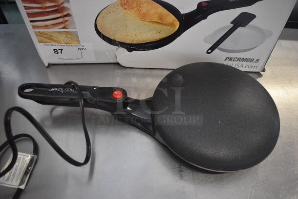 IN ORIGINAL BOX! Nutrichef AZPKCRM08 Metal Countertop Electric Crepe Maker. 120 Volts, 1 Phase. 18x9x3 - Image 1 of 6