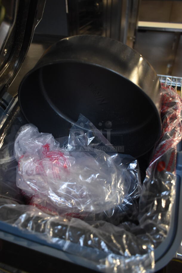Ninja SF Series T8 Metal Countertop Food Steam Oven Air Fryer. 120 Volts, 1 Phase.  - Image 4 of 6