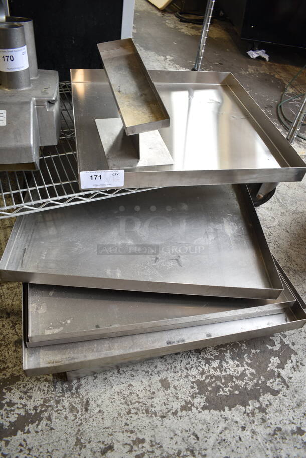 ALL ONE MONEY! Lot of Metal Pans - Image 1 of 4