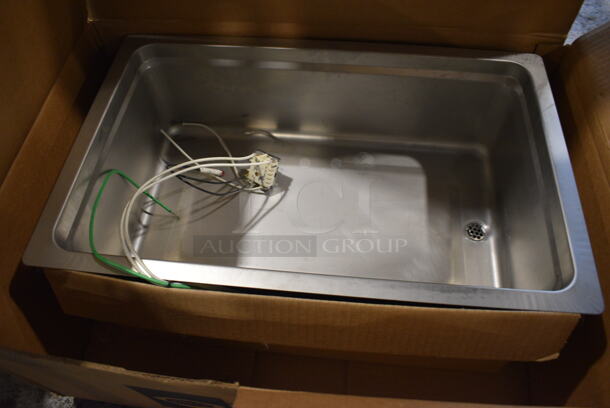 BRAND NEW IN BOX! Metal Warming Drop In. 14x22x9 - Image 2 of 4