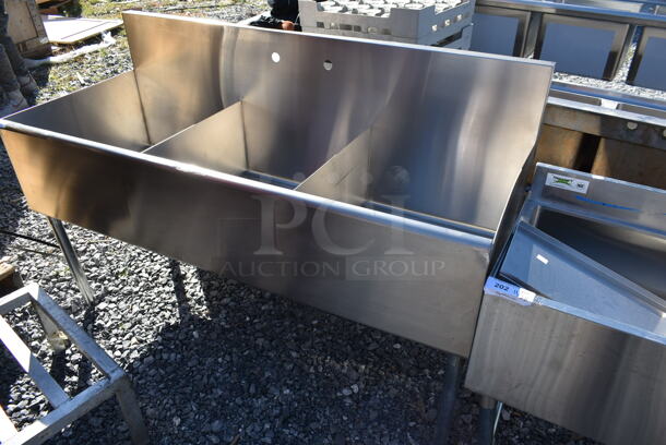 BRAND NEW SCRATCH AND DENT! Stainless Steel Commercial 3 Bay Sink. Bays 20.5x24 - Image 1 of 5