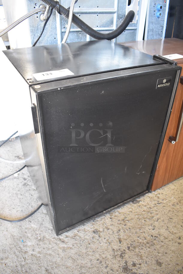 Absocold AR248AB10R/L Metal Mini Cooler. 120 Volts, 1 Phase. 19x21x25. Tested and Does Not Power On - Image 2 of 6